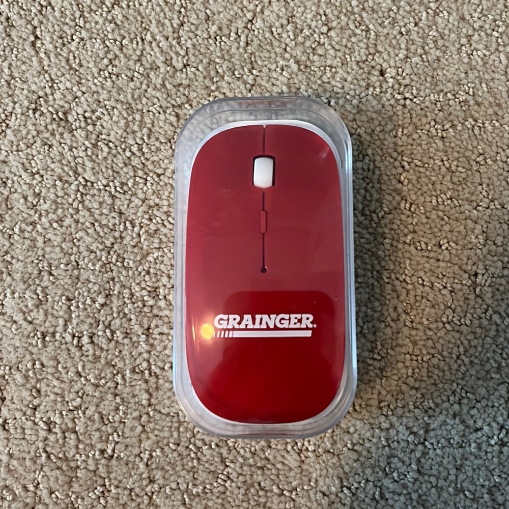 NEW WITH TAGS Red Mouse for Computer or Laptop